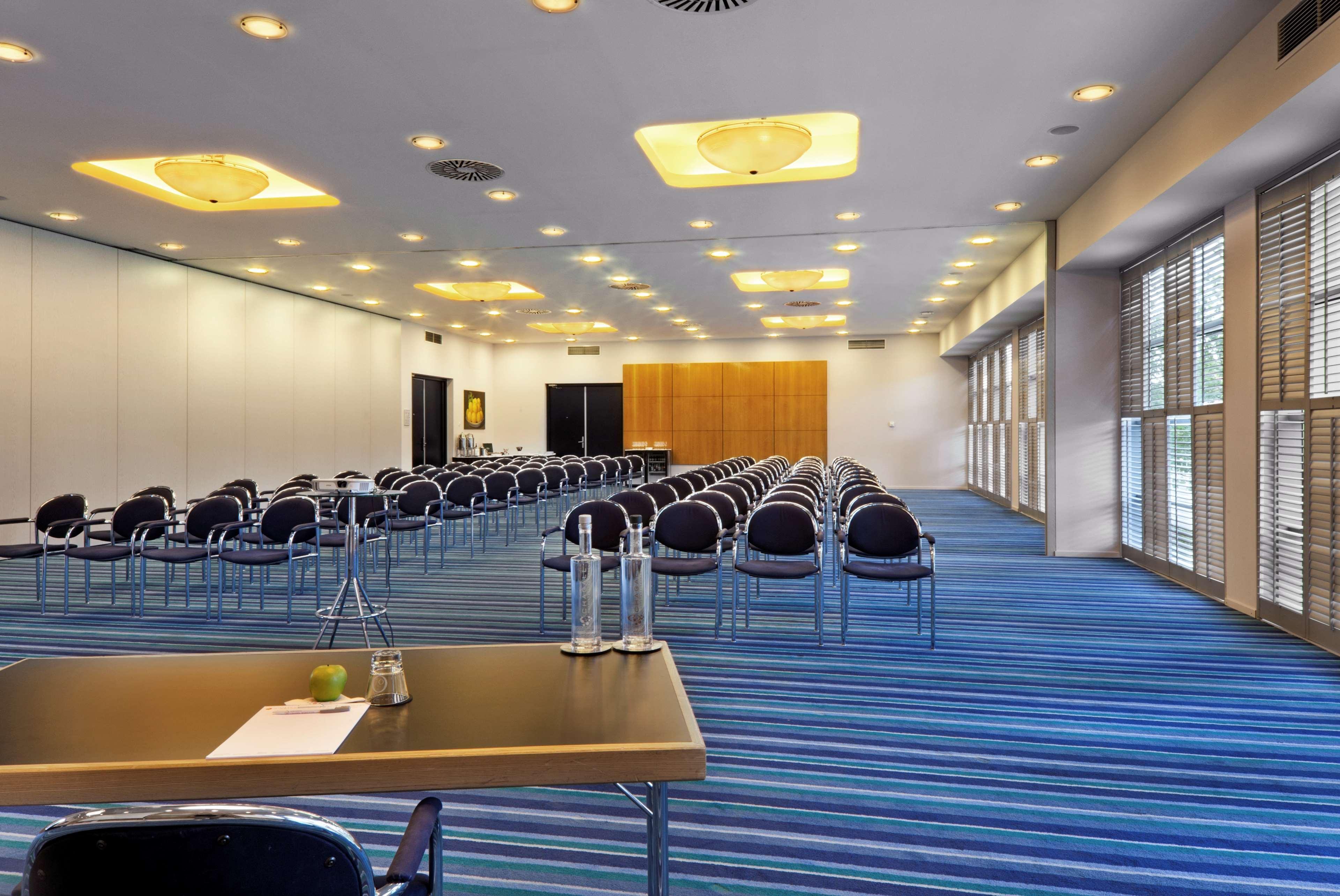 Best Western Plus La Corniche Toulon Exterior photo